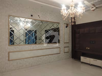 8 Marla like Brand New upper portion for rent in gulbhar black bahria town Lahore