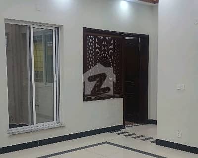 A 10 Marla Upper Portion Is Up For Grabs In G-13