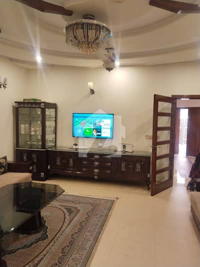 Beautiful House With 6 Rooms Coner House Beautiful House With 6 Rooms Coner House