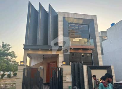 Your Dream Brand New 5 Marla House Is Available In Royal Orchard - Block F Your Dream Brand New 5 Marla House Is Available In Royal Orchard - Block F