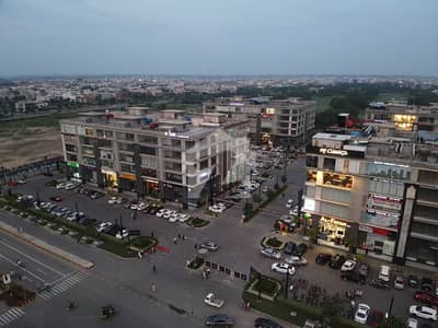 ڈی ایچ اے فیز 8 ۔ سی سی اے 1 ڈی ایچ اے فیز 8,ڈیفنس (ڈی ایچ اے),لاہور میں 16 مرلہ کمرشل پلاٹ 22.0 کروڑ میں برائے فروخت۔