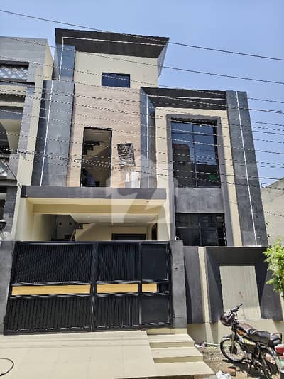 جوبلی ٹاؤن ۔ بلاک ایف جوبلی ٹاؤن,لاہور میں 5 کمروں کا 5 مرلہ مکان 2.6 کروڑ میں برائے فروخت۔ جوبلی ٹاؤن ۔ بلاک ایف جوبلی ٹاؤن,لاہور میں 5 کمروں کا 5 مرلہ مکان 2.6 کروڑ میں برائے فروخت۔