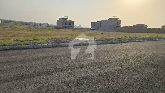 گلبرگ ریزیڈنشیا - بلاک ٹی گلبرگ ریزیڈنشیا,گلبرگ,اسلام آباد میں 7 مرلہ رہائشی پلاٹ 1.1 کروڑ میں برائے فروخت۔