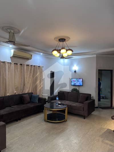 MIAN BROTHERS OFFER DEFENCE PHASE 4 ORIGINAL PIC JUST WELL MAINTAINED 4 BEDROOMS LUXURY 10 MARLA HOUSE FOR SALE ALMOST FINAL 53,800,000