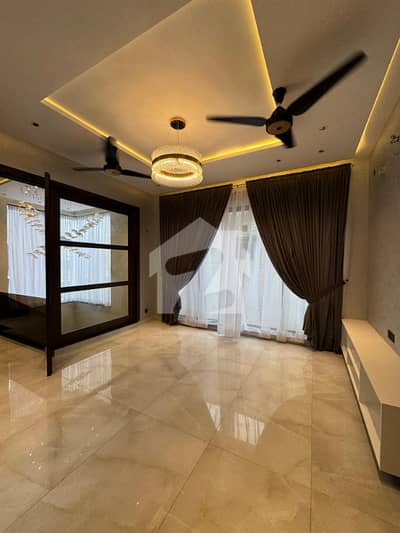 10 Marla Residential House For Sale In Hussain Block, Nearby Commercial Market, School, Mosuqe and Health Care Canter 10 Marla Residential House For Sale In Hussain Block, Nearby Commercial Market, School, Mosuqe and Health Care Canter
