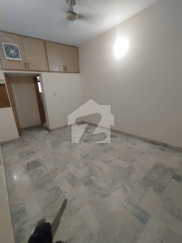 G-11/2 Upper Portion Available For Rent G-11/2 Upper Portion Available For Rent