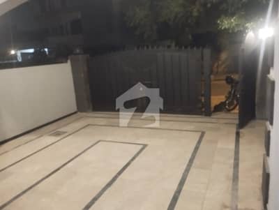 10 Marla Spacious 4 Bedroom House is Available for Rent in DHA Phase 8 Air -avenue Lahore cantt .