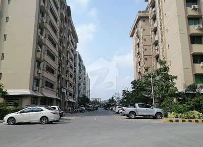 Idyllic Flat Available In Askari 11 - Sector B For rent