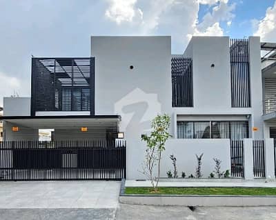 MPCHS - Block B 17 Marla House Up For sale