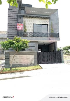 5 Marla Designer House Available For Sale