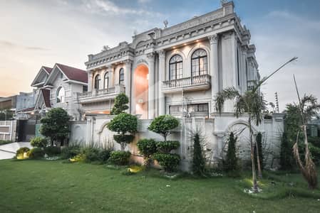 ORIGINAL ADD VICTORIAN DESIGN 26 MARLA CORNER FULL BASEMENT FULL FURNISHED WITH POOL CENIMA FOR SALE NEAR RAYA DHA PHASE 6