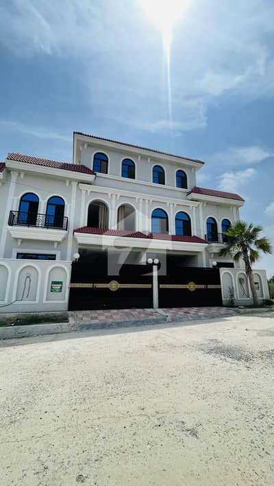 Beautiful brand new 5marla house for rent in Islamabad