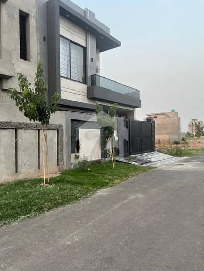 Hateem City Lahore A Luxurious Project By Faisal Movers Housing (FM Group) Just 25 Minutes Drive From Thokar Niaz Baig. Located On Main Shaikupura Road Shraqpur Sharif 7 Marla Plot On Easy Installments Only 94500 Par Month Plot For Sale Hateem City Lahore A Luxurious Project By Faisal Movers Housing (FM Group) Just 25 Minutes Drive From Thokar Niaz Baig. Located On Main Shaikupura Road Shraqpur Sharif 7 Marla Plot On Easy Installments Only 94500 Par Month Plot For Sale