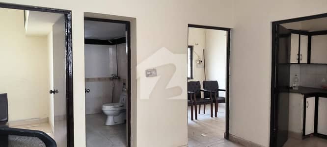 04 MARLA 2ND FLOOR EXCELLENT LOCATION OFFICE FOR RENT 04 MARLA 2ND FLOOR EXCELLENT LOCATION OFFICE FOR RENT