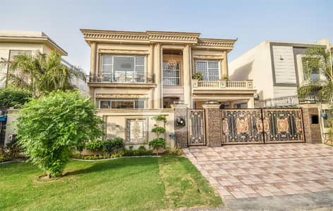 1-Kanal Victorian Designed Beautiful Solid House At 70 Feet Road Near To Dolman Mall For Sale