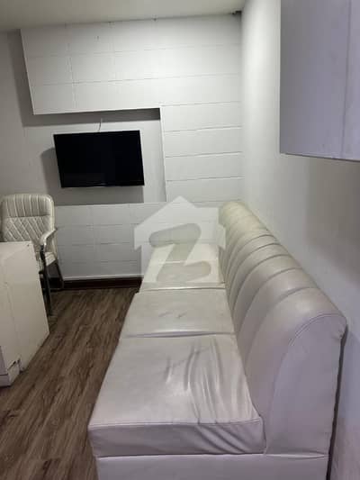 Ready To Move For Multinational Companies 2000 sqft Office For Rent