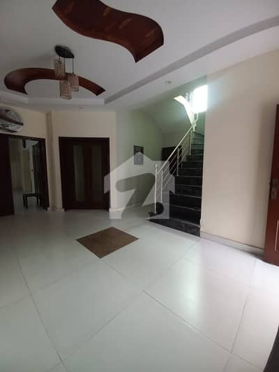 1 Kanal Used House For Sale In Canal Garden