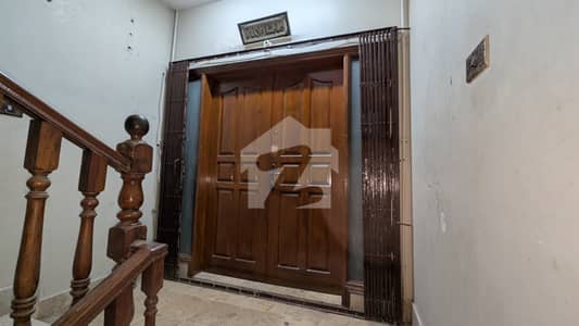 Full Floor Apartment for Sale in Tauheed Commercial