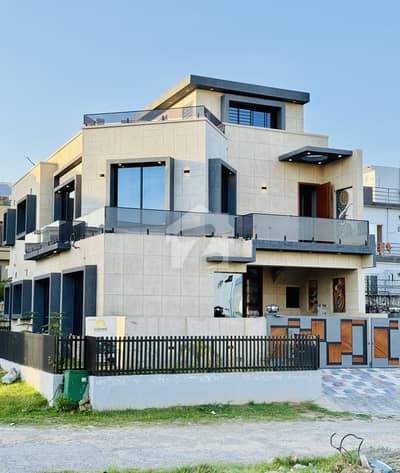 8 Marla (30x60) Barnd New Corner House For Sale in Block E Mpchs Multi garden B17 Islamabad