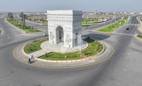 8 Marla Commercial Plot For Sale In Banking Square, Central Business Square DHA Multan | Rental Income Up To 10 Lacs | Prime Investment Opportunity