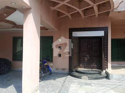 1 Kanal Upper Portion Available For Rent For Silent Office