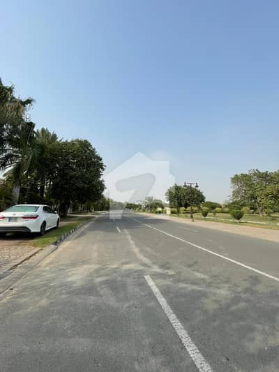 7 Marla Plot In Lake City | Prime Block | Ideal Investment Deal