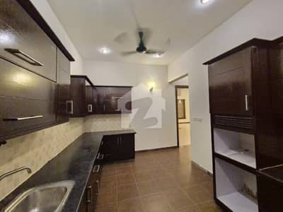ڈی ایچ اے فیز 8 ڈی ایچ اے ڈیفینس,کراچی میں 6 کمروں کا 1 کنال مکان 16.5 کروڑ میں برائے فروخت۔ ڈی ایچ اے فیز 8 ڈی ایچ اے ڈیفینس,کراچی میں 6 کمروں کا 1 کنال مکان 16.5 کروڑ میں برائے فروخت۔