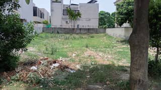 Plot No- 3732 Block Y - 10 Marla Plot On Top Location of Phase 7 DHA Lahore For Urgent Sale