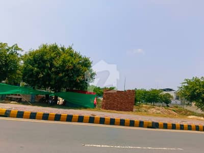 Corner On Main Road Available Surrounding Houses Available In Number 700 Please Contact For Any Requirement Fair Deal InshAllah