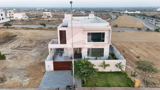 500 Sq Yd Designer Villa For Sale Precinct-17, Bahria Town Karachi . 5 or 6 Beds | Drawing, Dining, Lounge, Modern & Greasy Kitchen 3 Mins Drive from Main Gate | Near Jinnah Avenue & Theme Park.