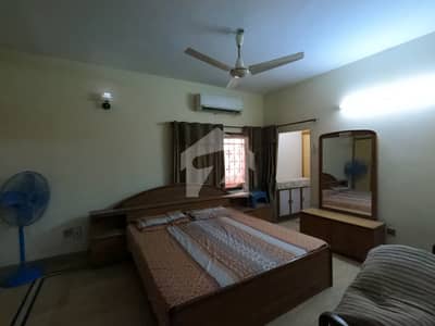 نارتھ ناظم آباد ۔ بلاک ایچ نارتھ ناظم آباد,کراچی میں 10 کمروں کا 1 کنال عمارت 4.8 لاکھ میں کرایہ پر دستیاب ہے۔ نارتھ ناظم آباد ۔ بلاک ایچ نارتھ ناظم آباد,کراچی میں 10 کمروں کا 1 کنال عمارت 4.8 لاکھ میں کرایہ پر دستیاب ہے۔