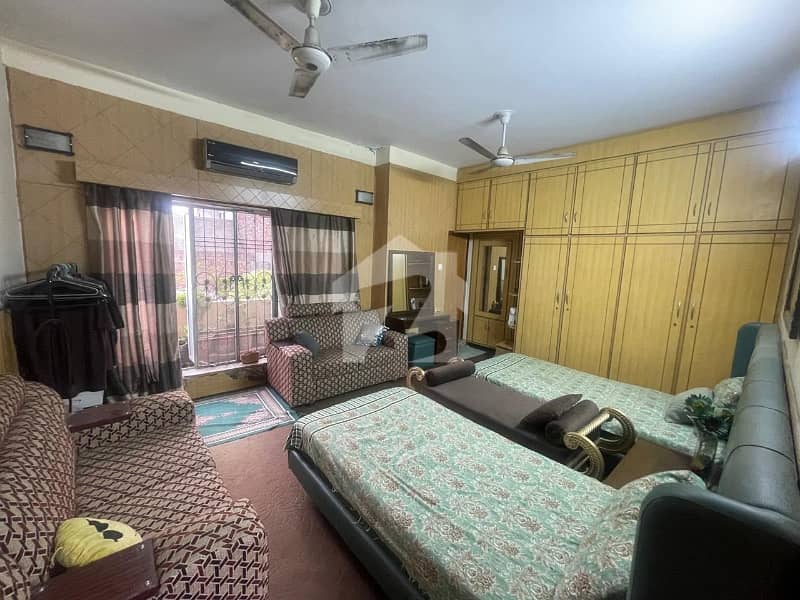 Prime Location Of Gulberg 3 Prime Location Of Gulberg 3