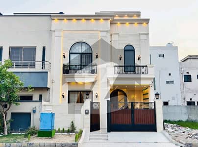 سٹی ہاؤسنگ سوسائٹی گوجرانوالہ میں 4 کمروں کا 5 مرلہ مکان 2.55 کروڑ میں برائے فروخت۔ سٹی ہاؤسنگ سوسائٹی گوجرانوالہ میں 4 کمروں کا 5 مرلہ مکان 2.55 کروڑ میں برائے فروخت۔