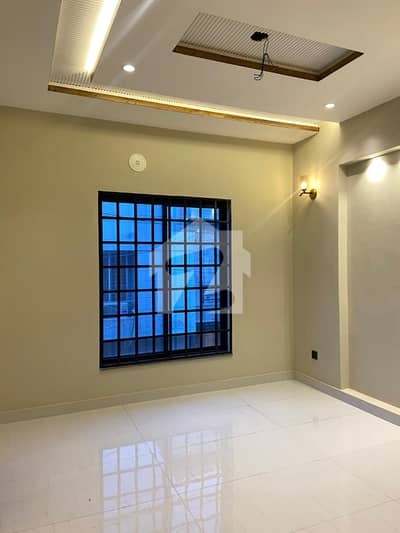 5 Marla Brand New House Available For Rent I