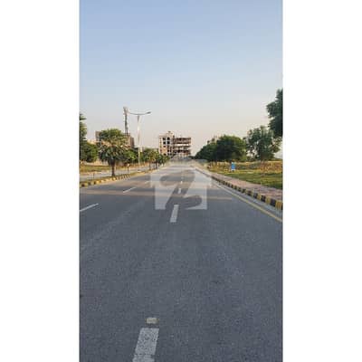 Bahria Enlcave Islamabad, Sector: C, boulevard plot, kanal, possession utility boulevard charges paid