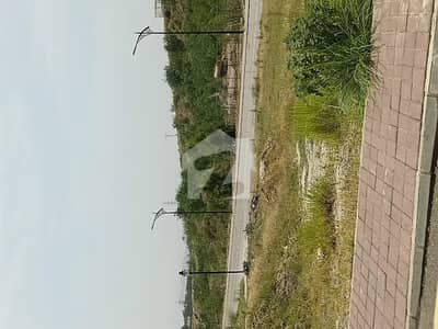 5 Marla Solid Plot for Sale in G Block | Direct Motorway Access | Fully Developed Location