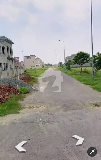DHA PHASE 8 BLOCK U ONE KANAL PLOT FOR SALE