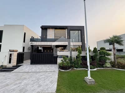 1 Kanal Full Besetment Modern House Available For Rent in DHA Lahore Phase. 6