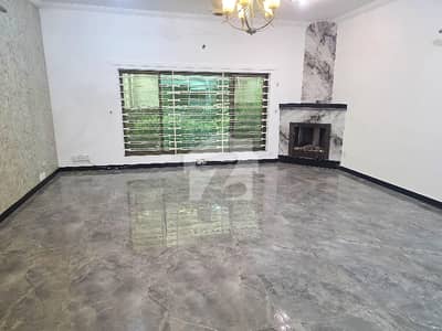 3 Bed Flat For Rent Samama Tower 2 Gulbarg Gareen Islamabad