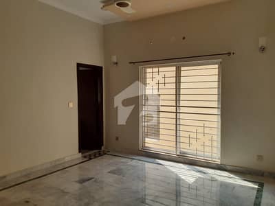 5 Marla Upper Portion Available For Rent Sector D BB Block Bahria Town Lahore