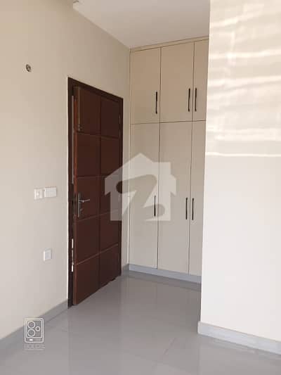 1 Kanal Upper Portion Available For Rent