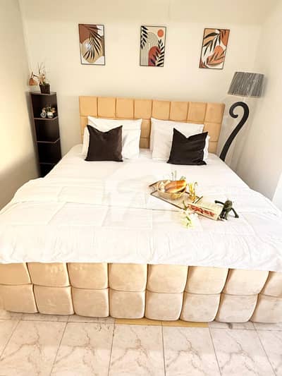 One Bedroom Luxurious Furnished Apartment Available For Sale