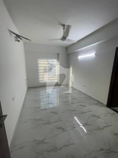 Aesthetic Flat Of 2100 Square Feet For Rent Is Available Aesthetic Flat Of 2100 Square Feet For Rent Is Available
