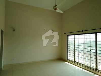 Corner Brigadier House 375 Square Yards Available In Askari 5 - Sector H