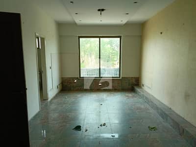 4 Marla 1st Floor Office For Rent DHA Phase 3, Block Y, 1st Floor With Parking