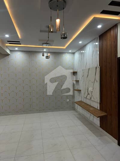 Prime Location 5 Marla House for Rent in Tulip Block Park View City Lahore