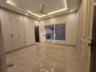 In Bahria Enclave House For Sale Sized 10 Marla