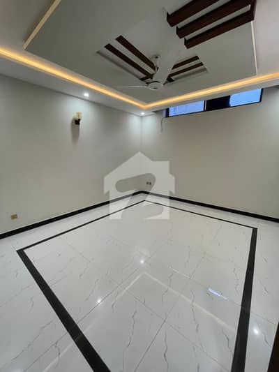 10 Marla lower portion for rent near to markaz and family park