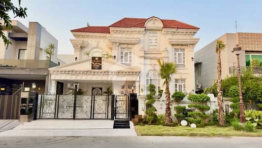 Lake City'S Finest 1 Kanal Ultra-Luxury Villa With Full Basement & Pool