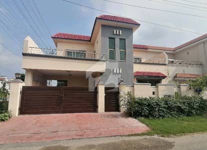 10 Marla House Is Available For rent In Askari 11 - Sector B